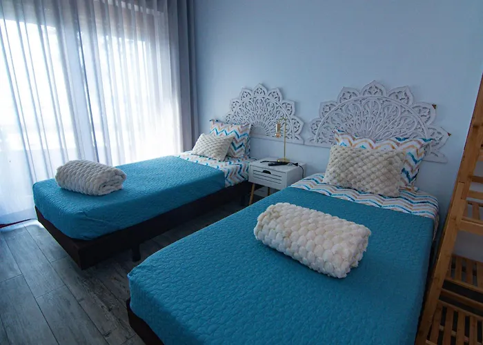 D'avenida 维拉·普拉亚·德·安科拉