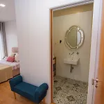 D'avenida 호스텔 *