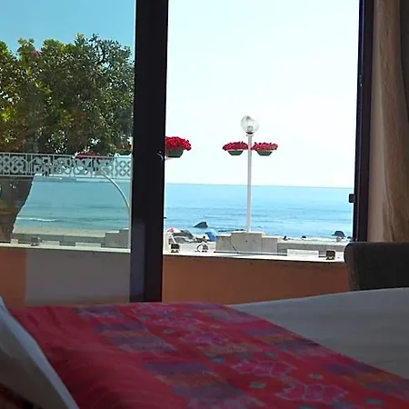 D'avenida * Vila Praia de Âncora